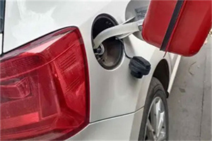 富拉尔基24小时救援车收费标准