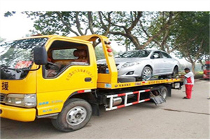 富拉尔基附近24小时汽车拖车服务热线